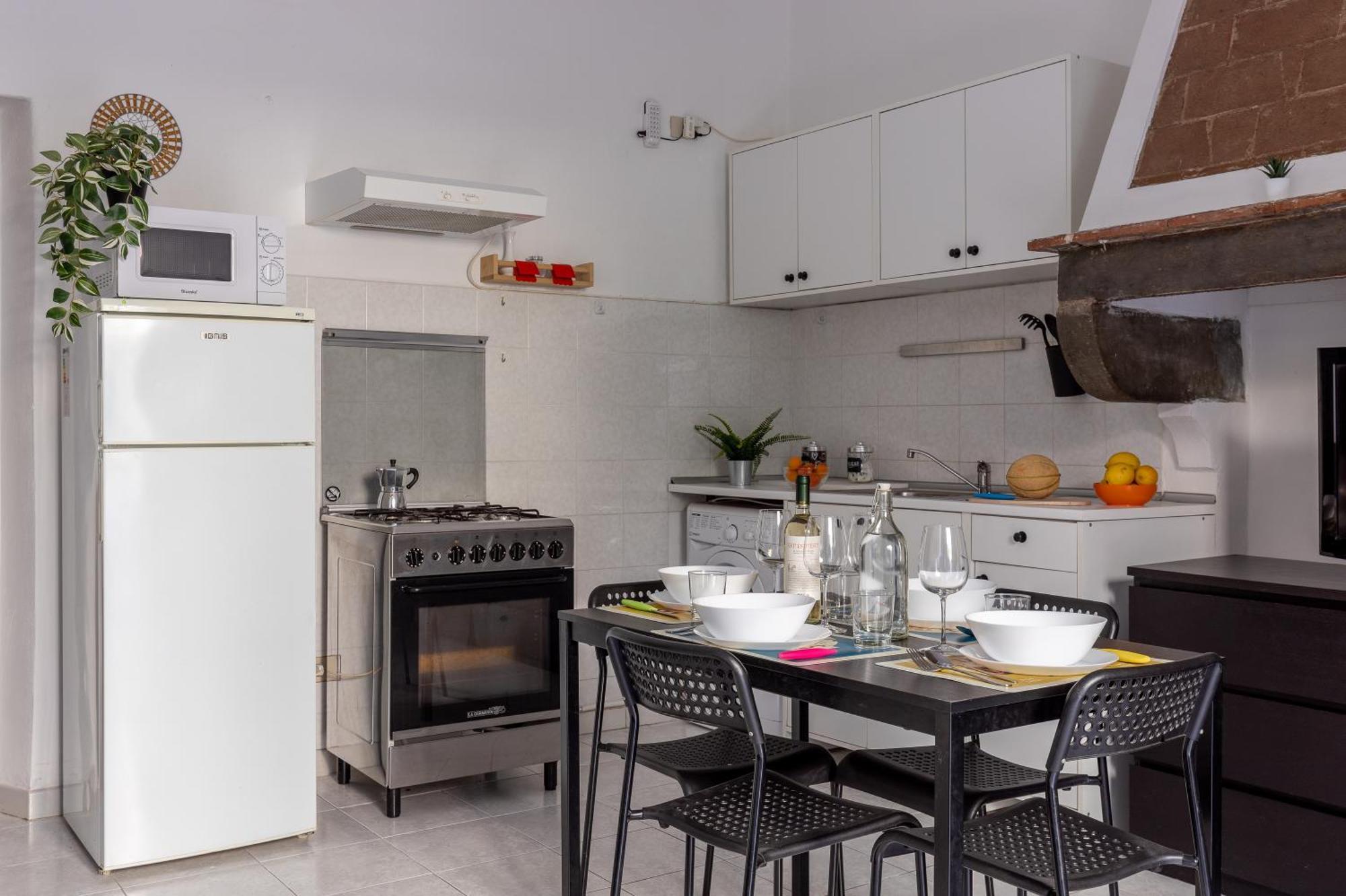 Pisa Bright Apartment Near The Airport Exteriör bild