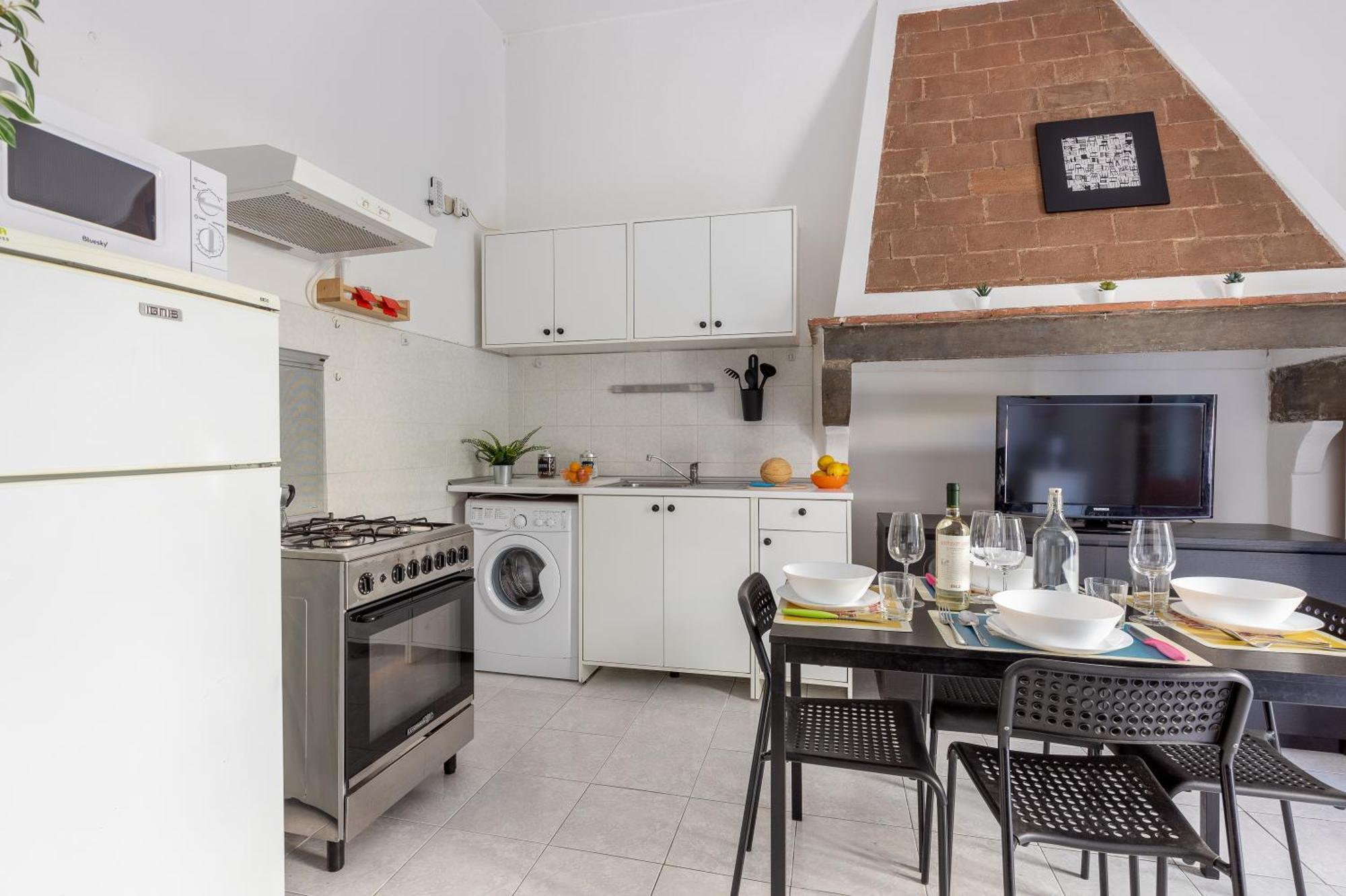 Pisa Bright Apartment Near The Airport Exteriör bild